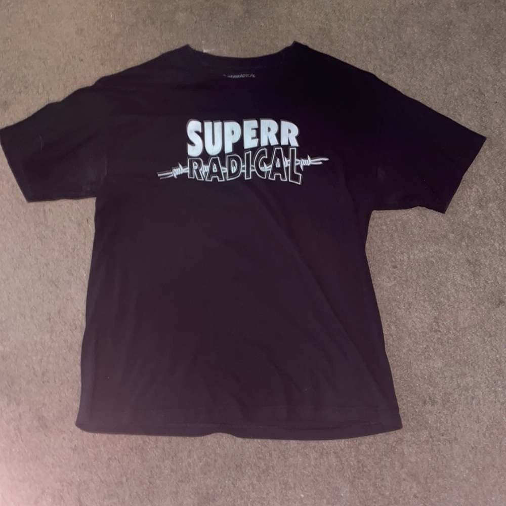 Superrradical barb wire t-shirt